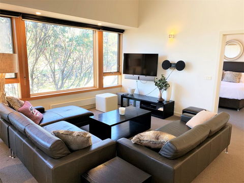 Buller Holidays Apartments - Accommodation Perth 3