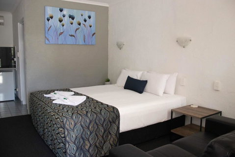 Bundaberg Spanish Motor Inn - Accommodation Perth 1