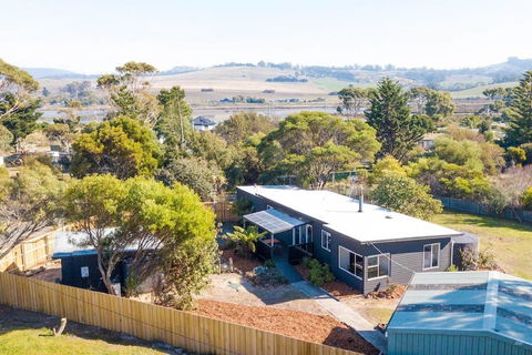 BUNGALOW BEAUTY - Hosted By: L'Abode Accommodation - Perth Resorts 3