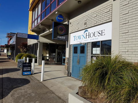 Burnie Central Townhouse Hotel - Perth Resorts 2