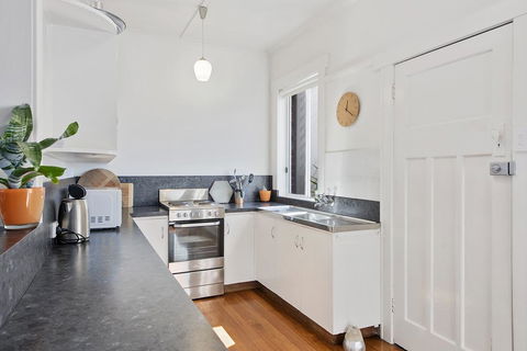 Burnie City Apartments - Perth Resorts 2