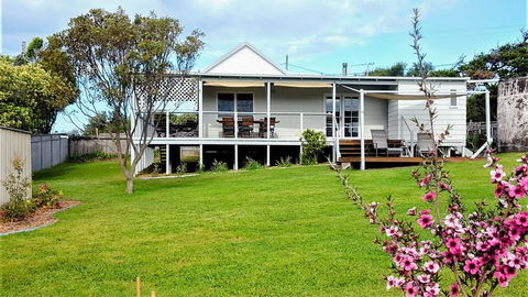 By The Beach @ Catho - Accommodation Perth 1