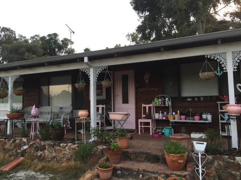 Byfield Road Homestay - Accommodation Perth 1
