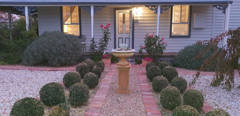 C & A's Cottage - Perth Resorts 0