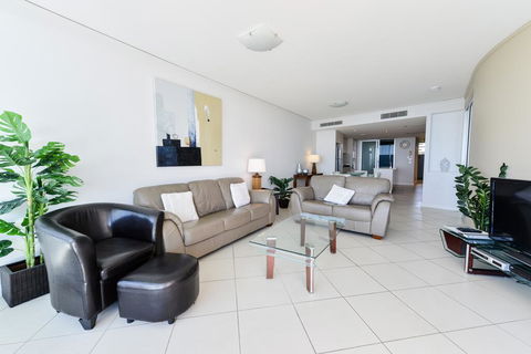 C Bargara Resort - Perth Resorts 1