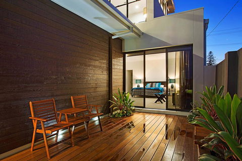 C'est La Vie - Perth Resorts 3