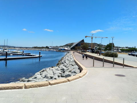 C'est La Vie - Perth Resorts 3