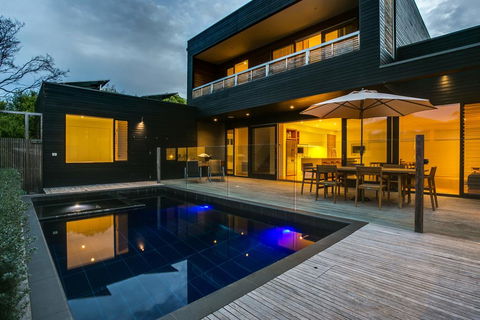 C-Escape - Perth Resorts 0