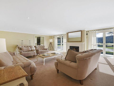 Camelot - Superbly Proportioned And Ideally Located - Perth Resorts 2
