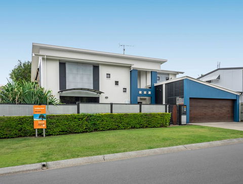 Campbell St, 11 Moffat Beach - Perth Resorts 0