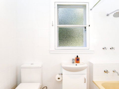 Canary Cottage - Fresh, Clean, Simple & Comfortable - Perth Resorts 3