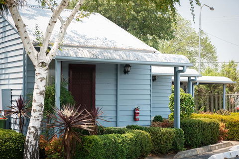 Canberra Ave Villas - Accommodation Perth 0