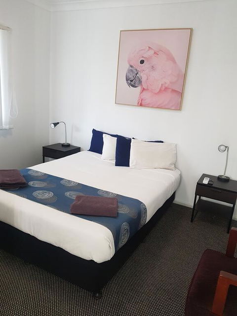 Canberra Ave Villas - Accommodation Perth 2