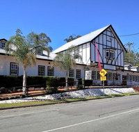 Canungra Hotel - Perth Resorts