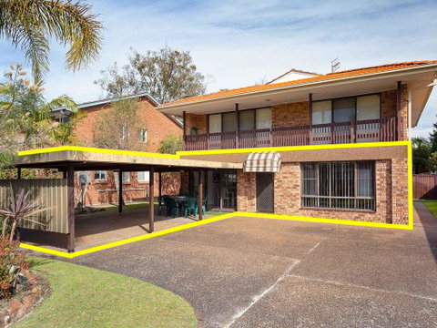 Casa Mia', 1/8 Catalina Close - Between Little Beach & Shoal Bay Beach - Accommodation Perth 0