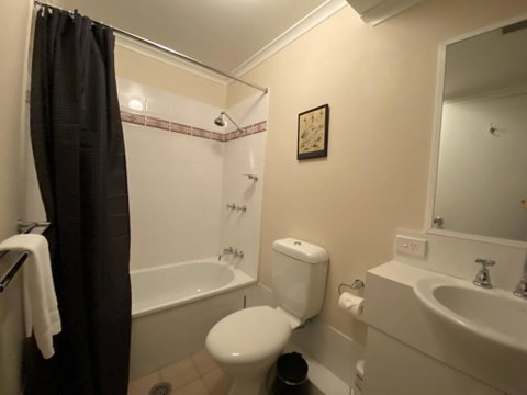 Cascades 15 - Accommodation Perth 1