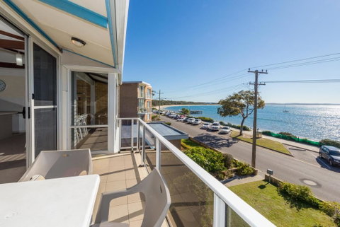 Castaways Unit 8 - Shoal Bay - Accommodation Perth 1