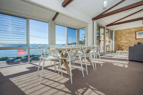 Castaways Unit 8 - Shoal Bay - Accommodation Perth 2