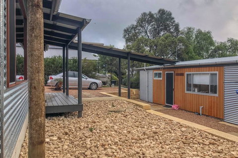 CDC-625 Beach House Incl.rear 2BR Studio - Perth Resorts 1