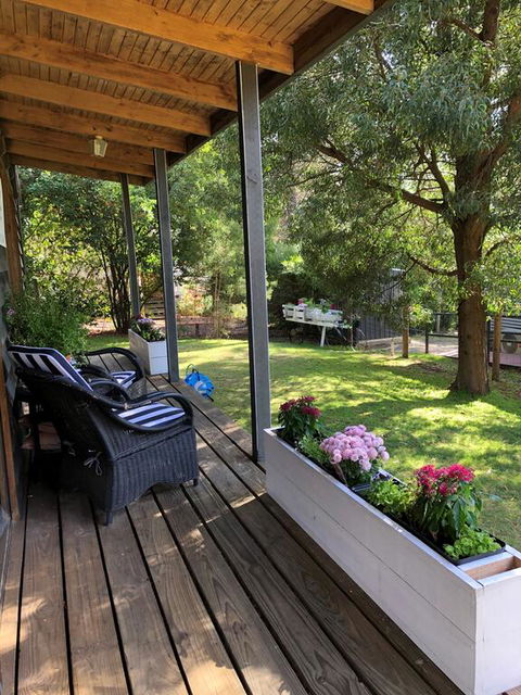 Cedar Country Retreat - Accommodation Perth 0
