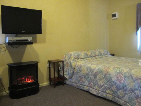 Cedar Lodge Cabins - Accommodation Perth 2