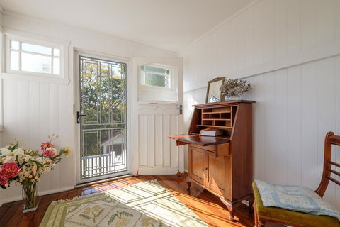 Central Cottage - Accommodation Perth 3