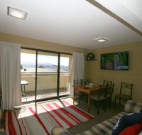 Central Park 10/1 Snowy River Avenue - Accommodation Perth
