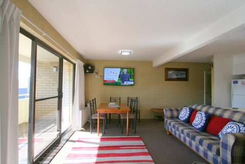 Central Park 10/1 Snowy River Avenue - Accommodation Perth 1