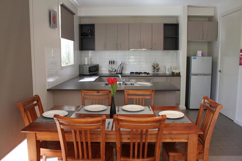 Central Shepparton Apartments - Accommodation Perth 2