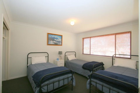 Chalet De Neige - Accommodation Perth 1
