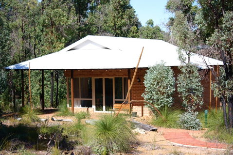 Chalets On Stoneville - Accommodation Perth 0