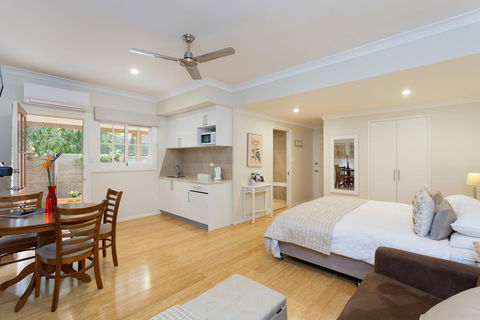 Chapel Woods Bed And Breakfast - Perth Resorts 0