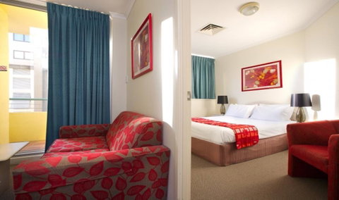Chasely Apartment Hotel - Perth Resorts 2