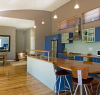 Chriscross Retreat 9 Cross Street - Accommodation Perth