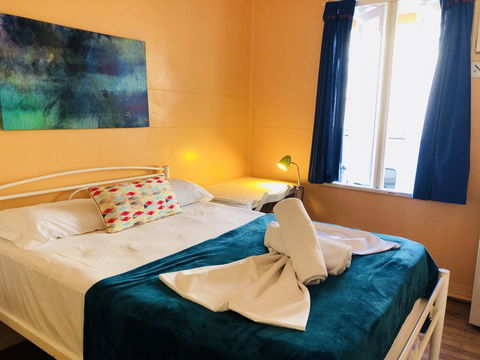 Civic Guesthouse - Accommodation Perth 1
