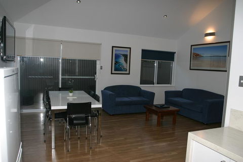 Clearwater Motel Apartments - Accommodation Perth 3