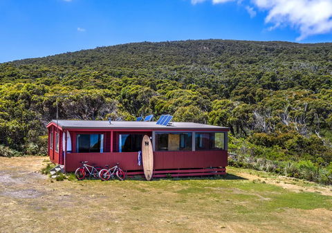 Cloudy Bay Cabin - Perth Resorts 1