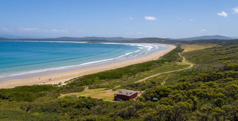 Cloudy Bay Cabin - Perth Resorts 0