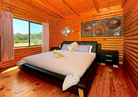 Cloudy Bay Cabin - Perth Resorts 3