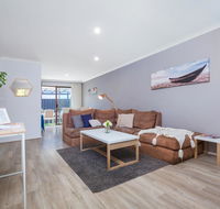 Coastal convenience Walk to the shops  cafes... - Accommodation Perth