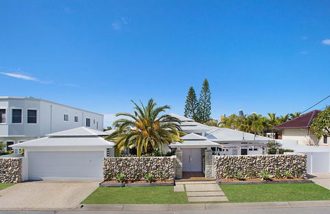 Coastal Elegance - Accommodation Perth 0