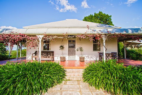 Cockfighters Ghost Vineyard Accommodation - Accommodation Perth 0