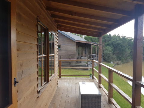 Cocoa & Briar Cottages - Accommodation Perth 2