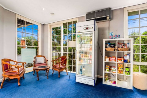 Comfort Inn Greensborough - Accommodation Perth 2
