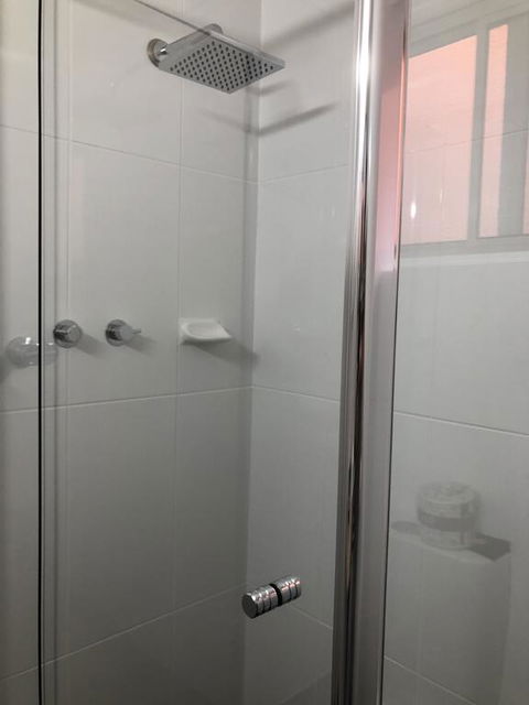 Commodore Motor Inn - Accommodation Perth 1