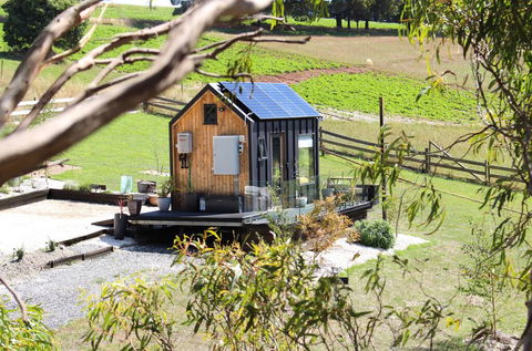 Compass Hut - Perth Resorts 0