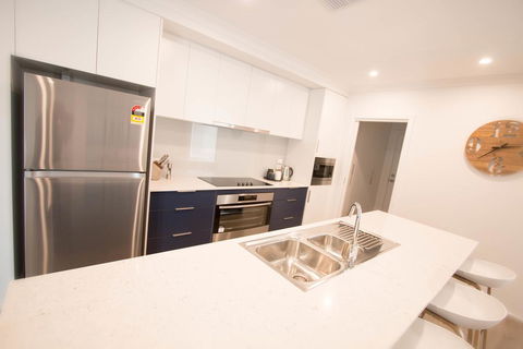 Contemporary Esprit With River Reserve Access - Perth Resorts 3