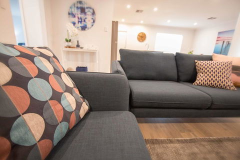 Contemporary Esprit With River Reserve Access - Perth Resorts 0