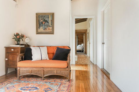 Cooee Cottage - Accommodation Perth 2