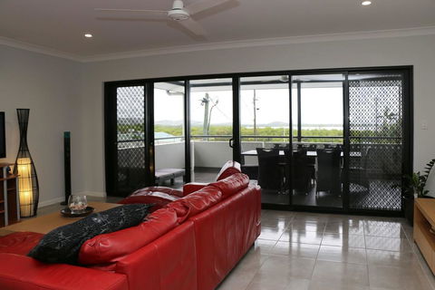 Cooktown Harbour View Luxury Apartments - Accommodation Perth 0